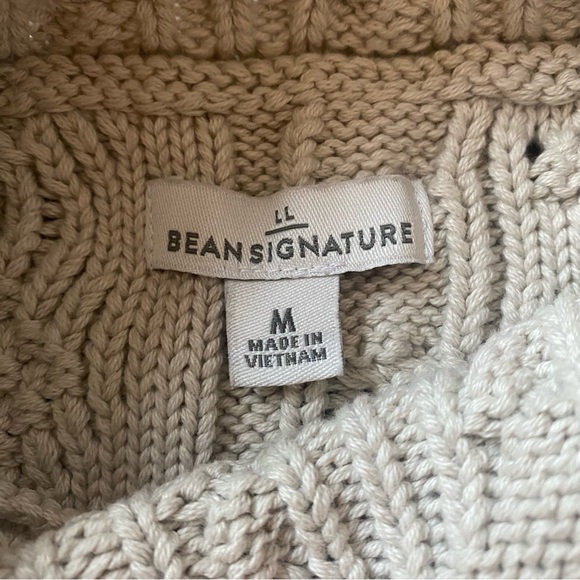 Women’s Patchwork LL Bean Signature Sweater - Picture 4 of 5